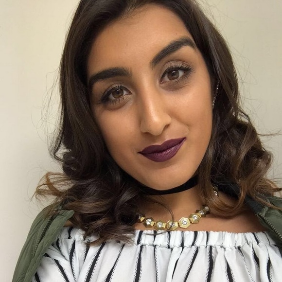 Meet your Posher, Shereen - Picture 1 of 1